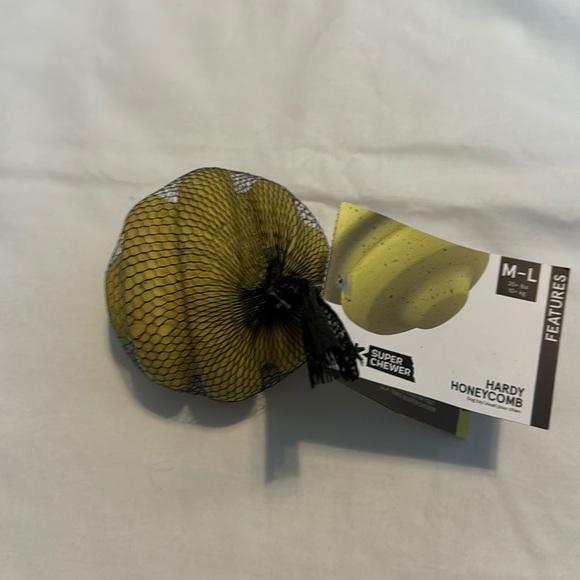 Bark Super Chewer Hardy Honeycomb M-L 20+ lbs - Picture 1 of 7